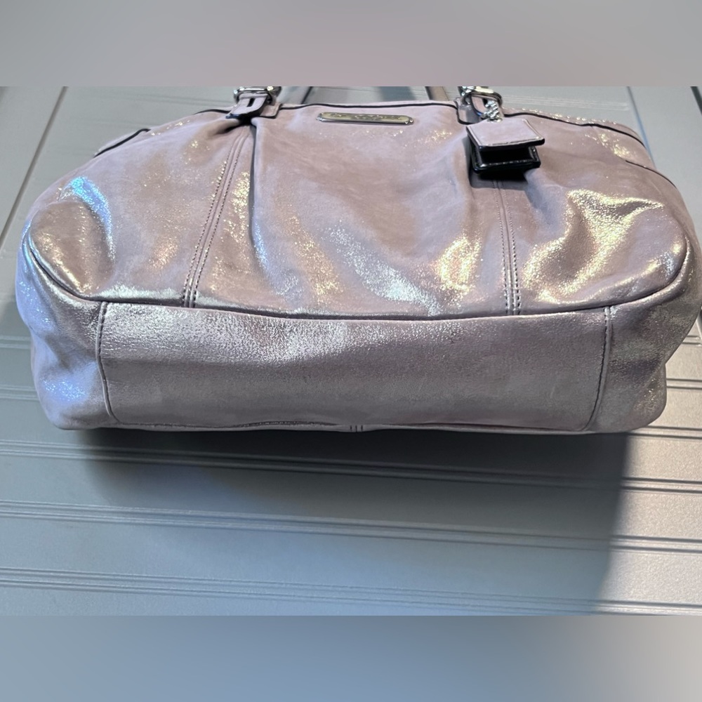 Coach-Hampton Metallic Pink/Beige Laguna Tote - Picture 16 of 16